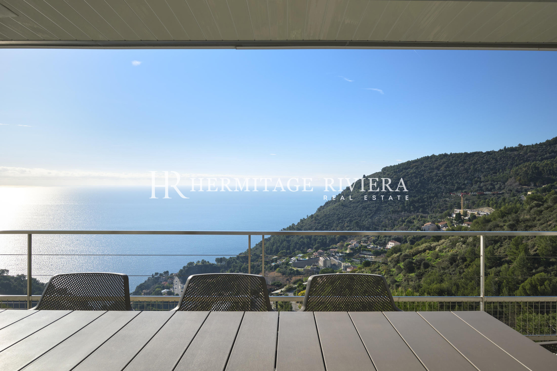 Modern villa in secure domain close Monaco (image 14)