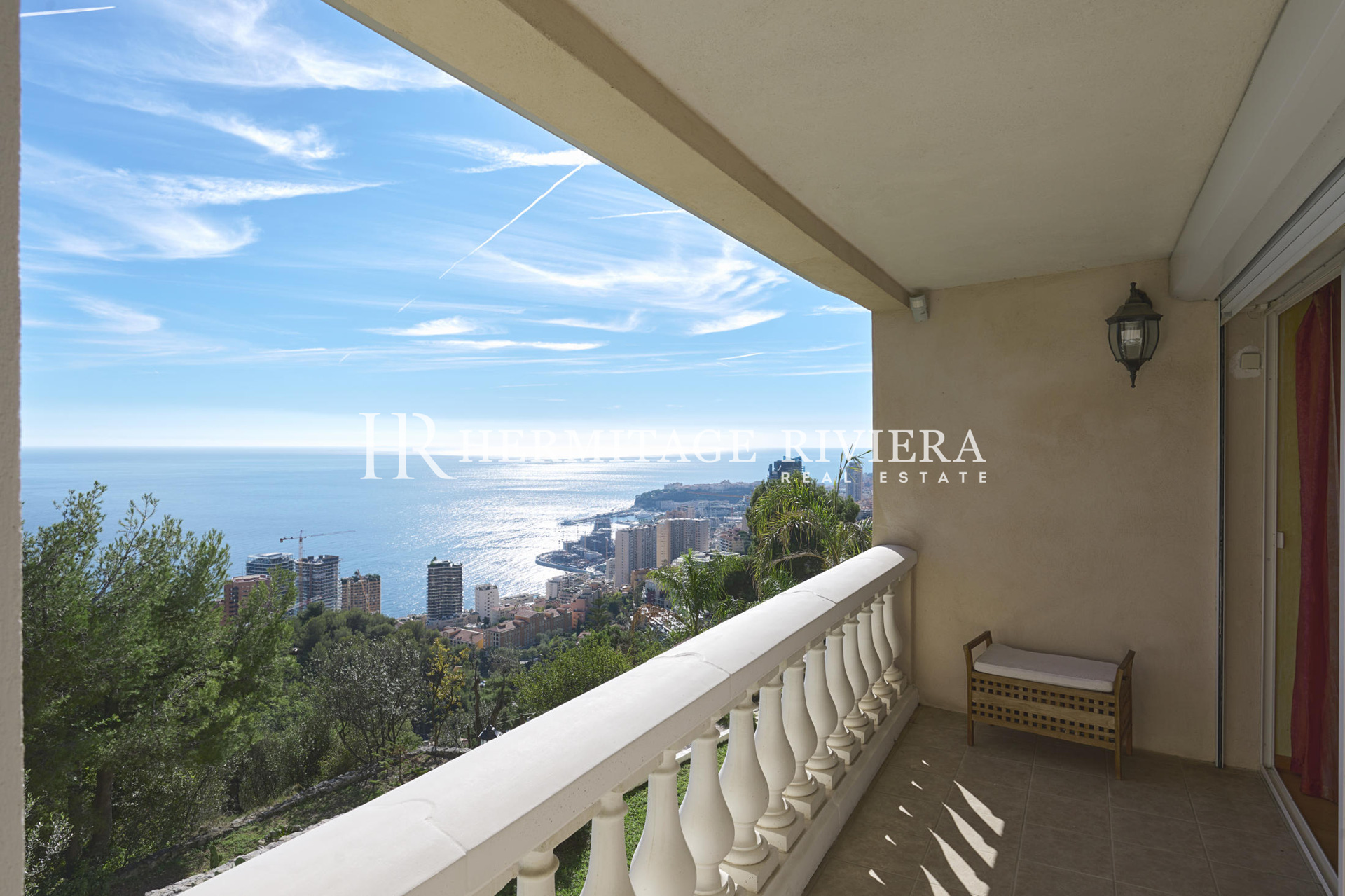 Villa with stunning views of Monaco (image 12)