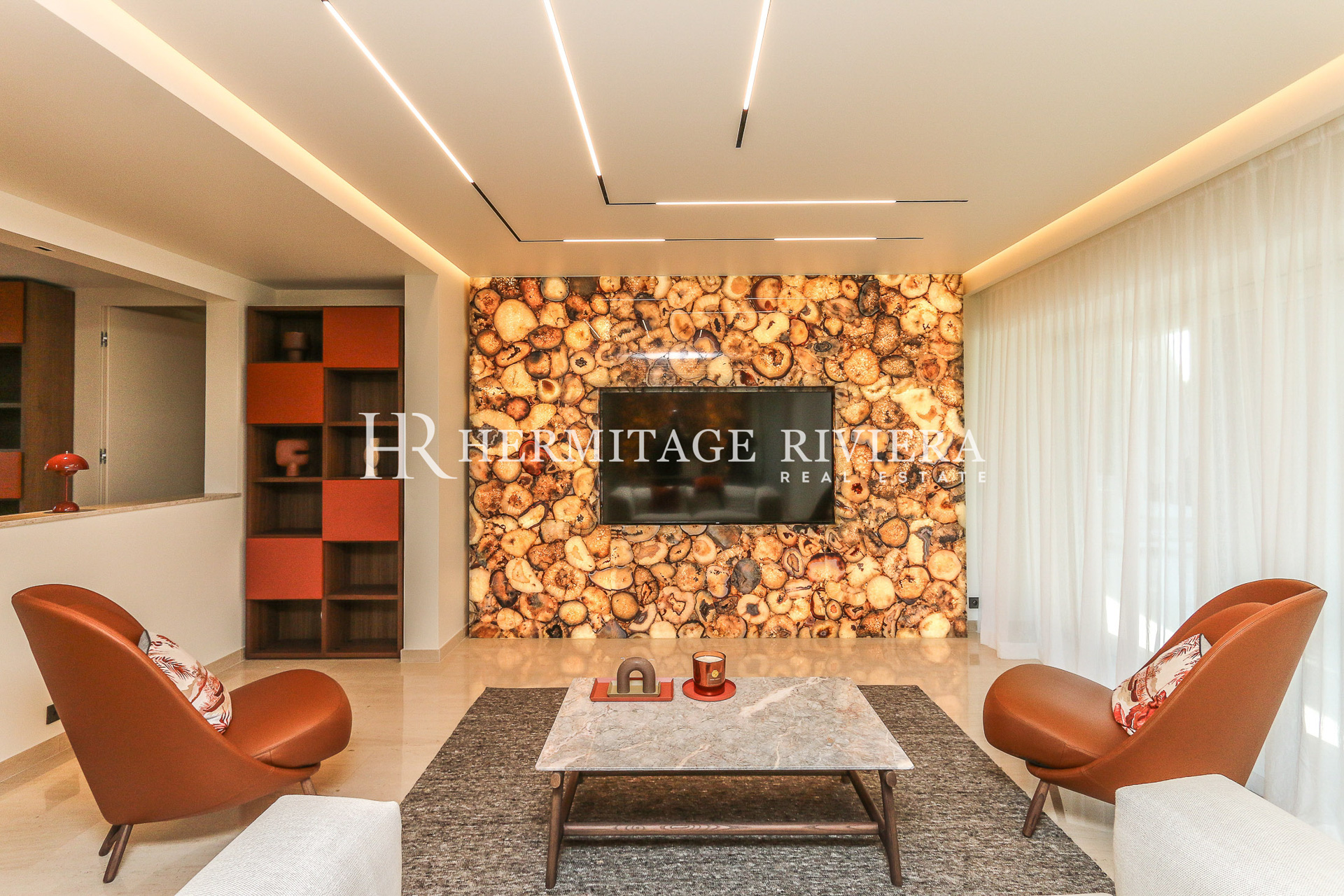 Exceptional contemporary property close Grand Hotel (image 9)