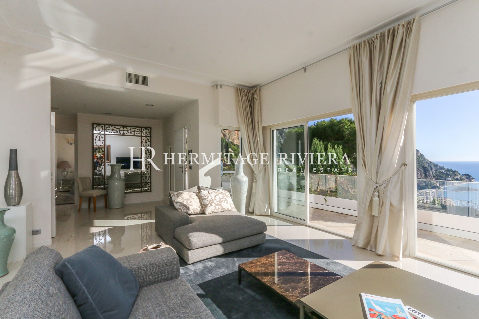 Contemporary villa - Sea view - Pool - Garage  (image 13)