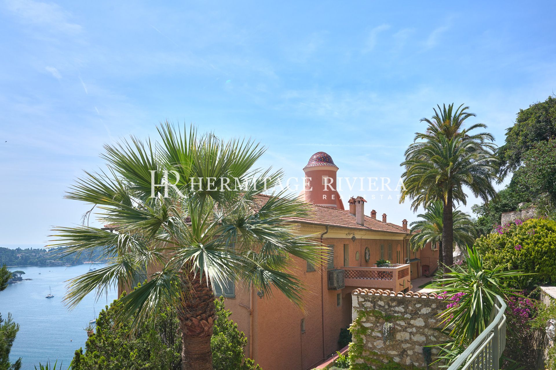 3 bedroom apartment - Historic residence - Overlooking the bay - Terrace (image 19)