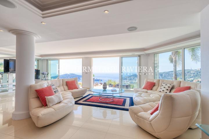 Contemporary villa offering exceptional views (image 6)