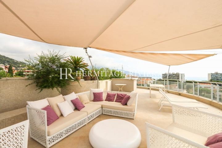 Penthouse with sea views and immense rooftop terrace (image 3)