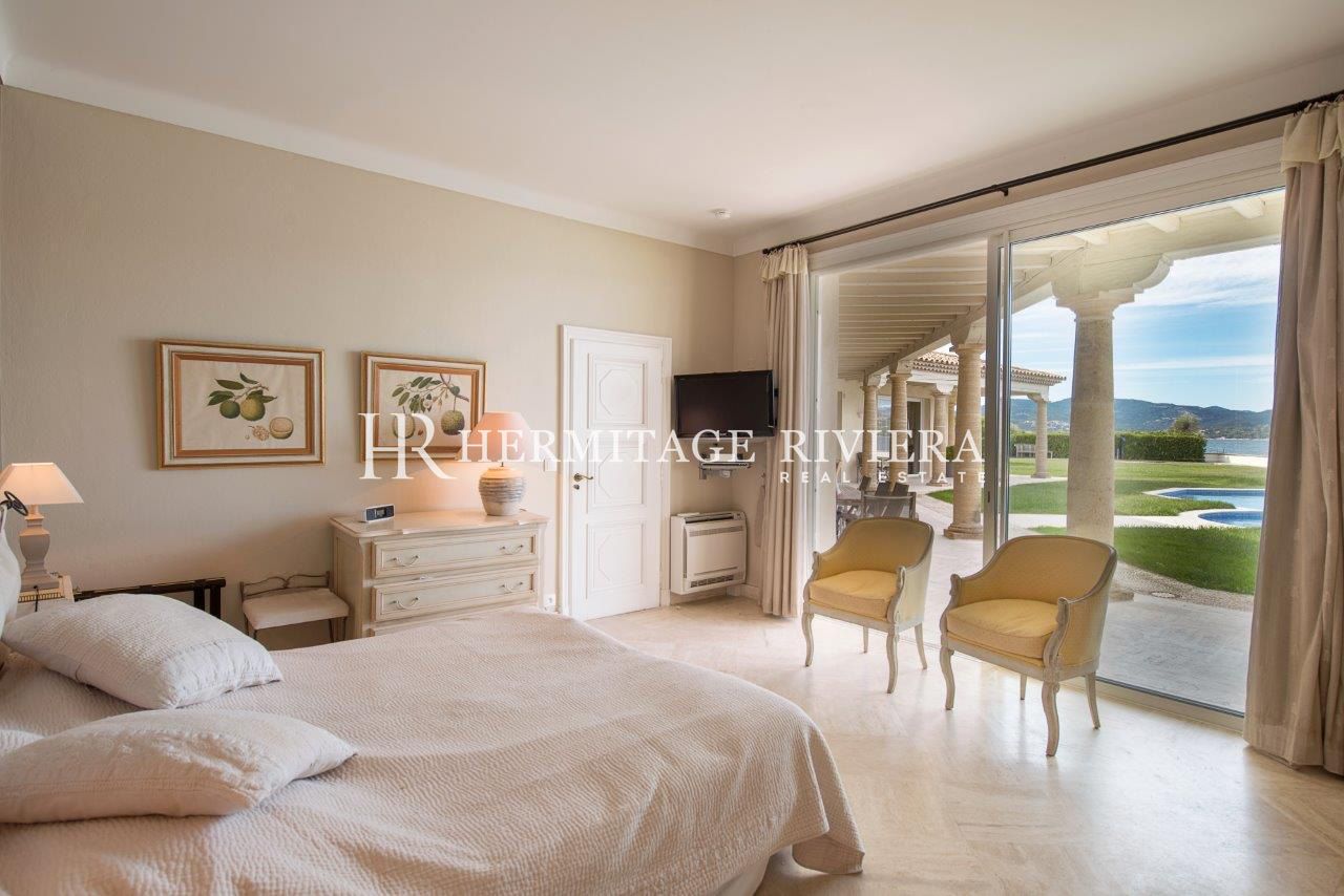 Meravigliosa proprietà sul lungomare - Piscina - Eliporto (immagine 11)