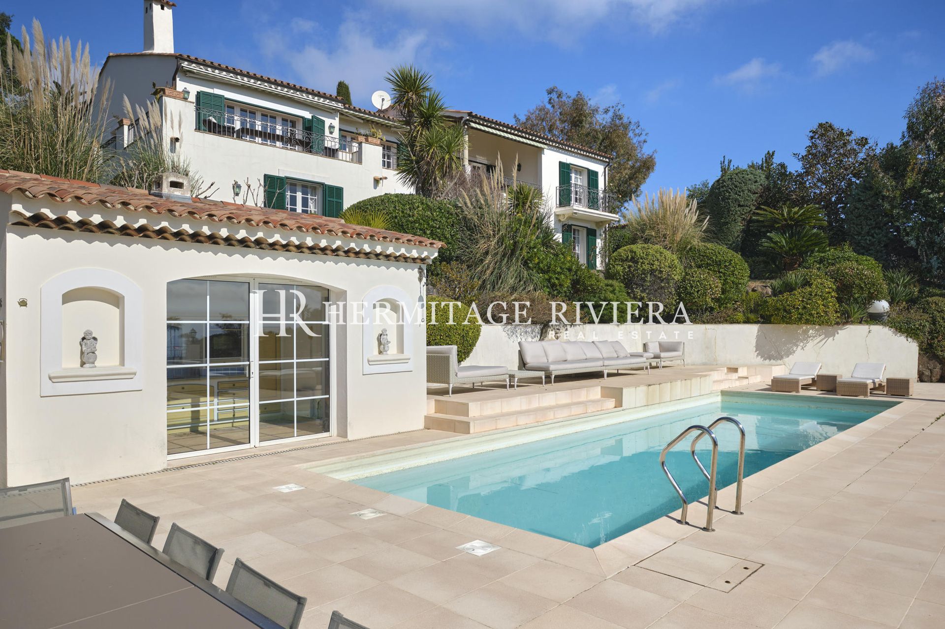 Красивое владение с видом на море (изображение 4)