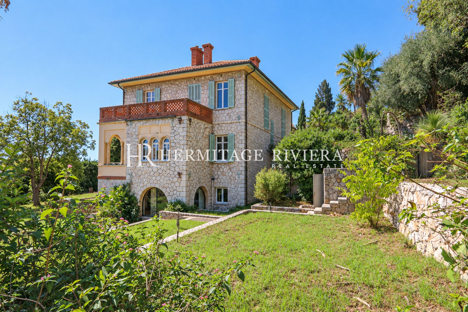Villa in Menton Garavan Elegant 19th century stone mansion with sea view (image 9)
