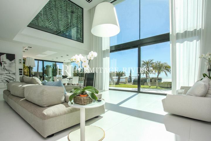 Overlooking Cap Martin stylish contemporary villa (image 8)