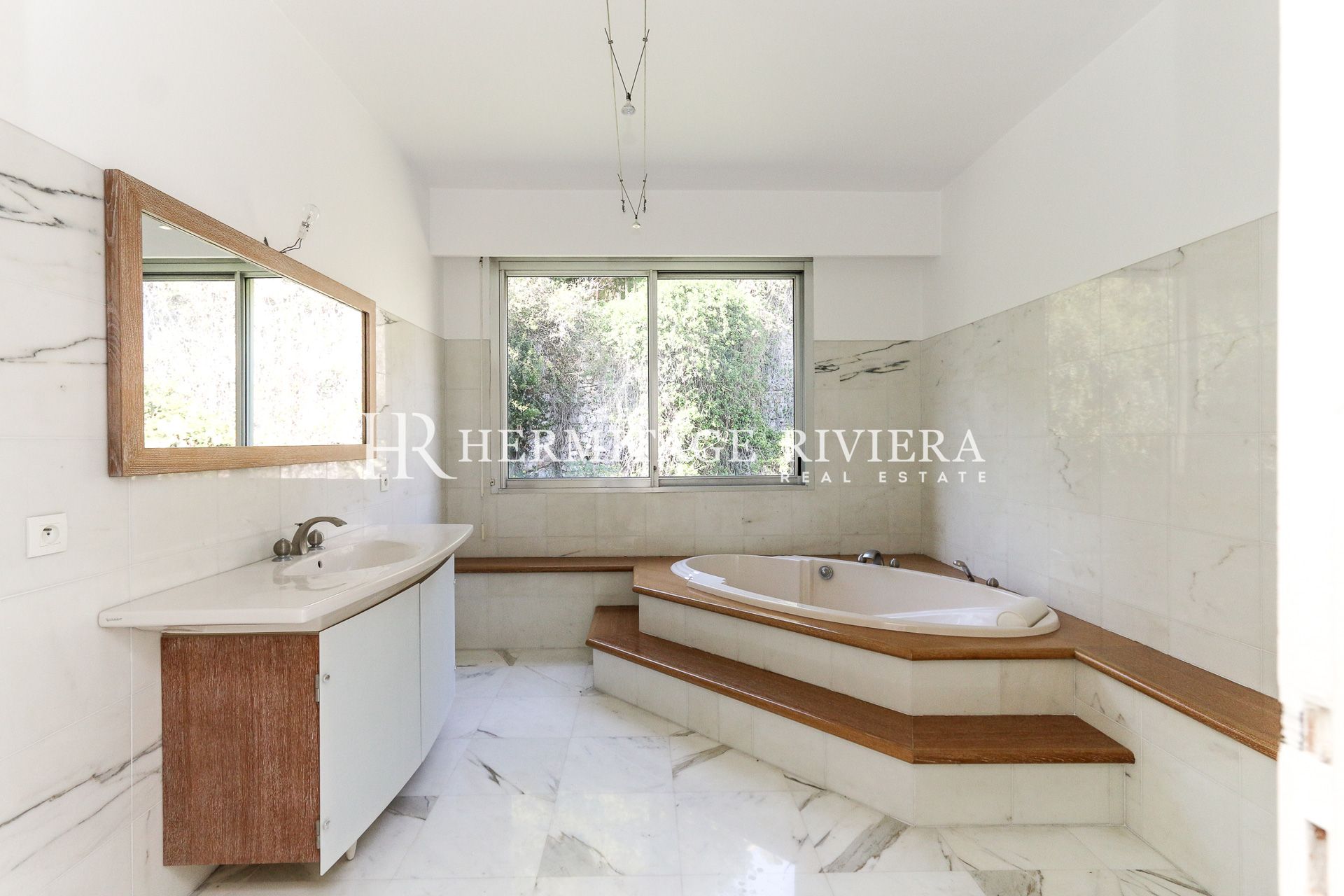 3 bedroom apartment - Penthouse - Terrace and sea view (image 12)