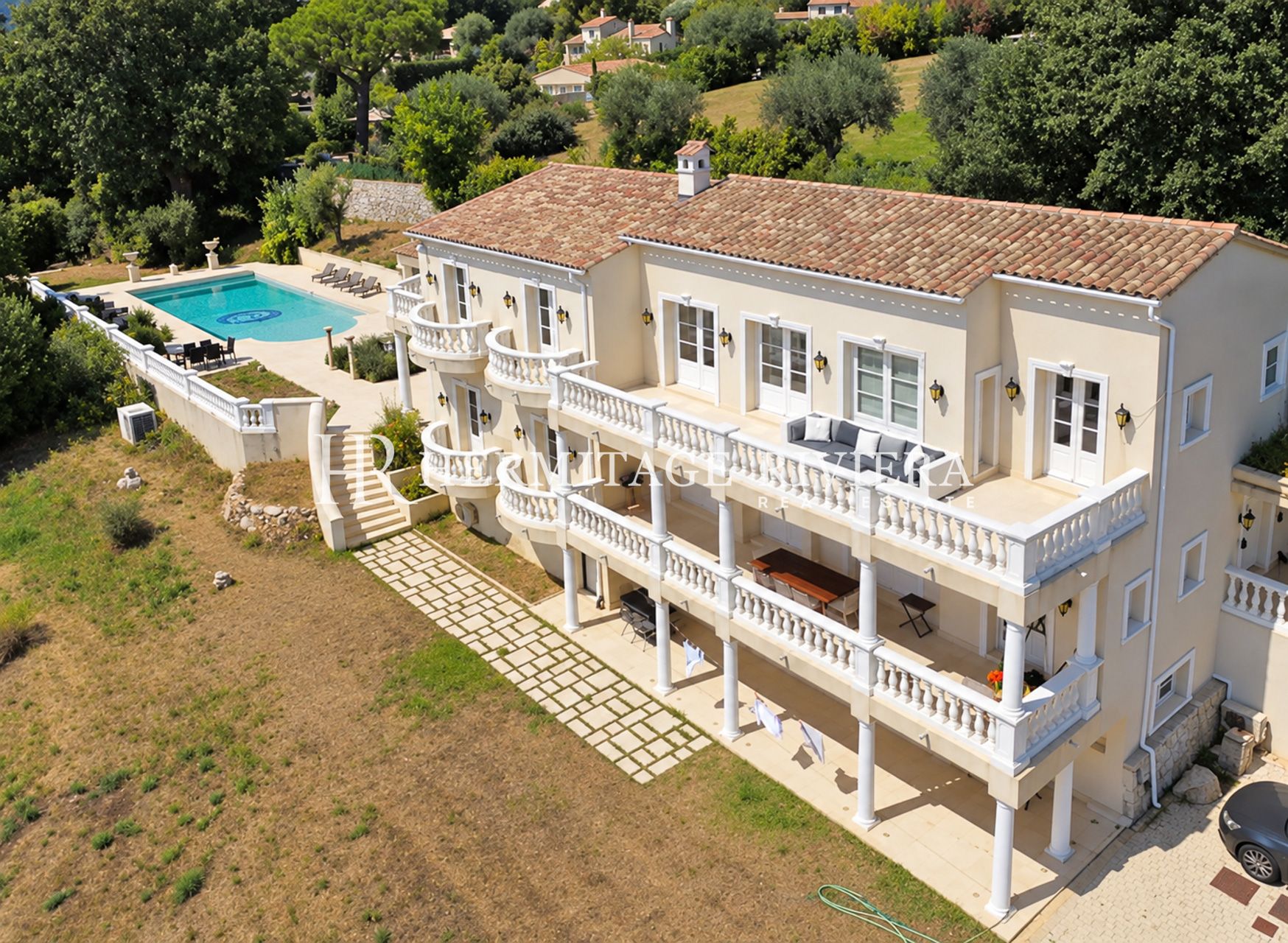 Villa i Tourrettes-sur-Loup Romslig villa med basseng (bilde 7)