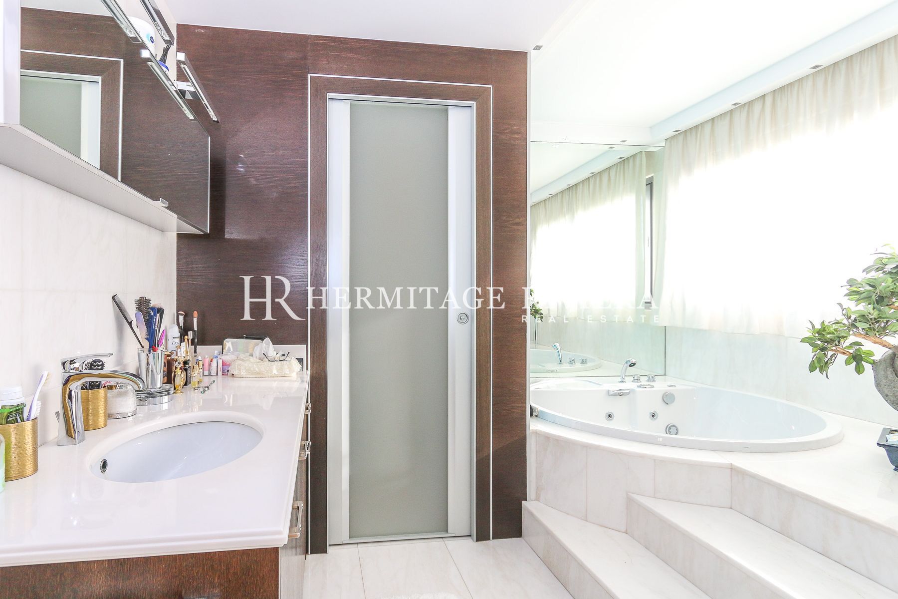 3 bedroom apartment - Sea vue - Terrace - Border with Monaco (image 21)
