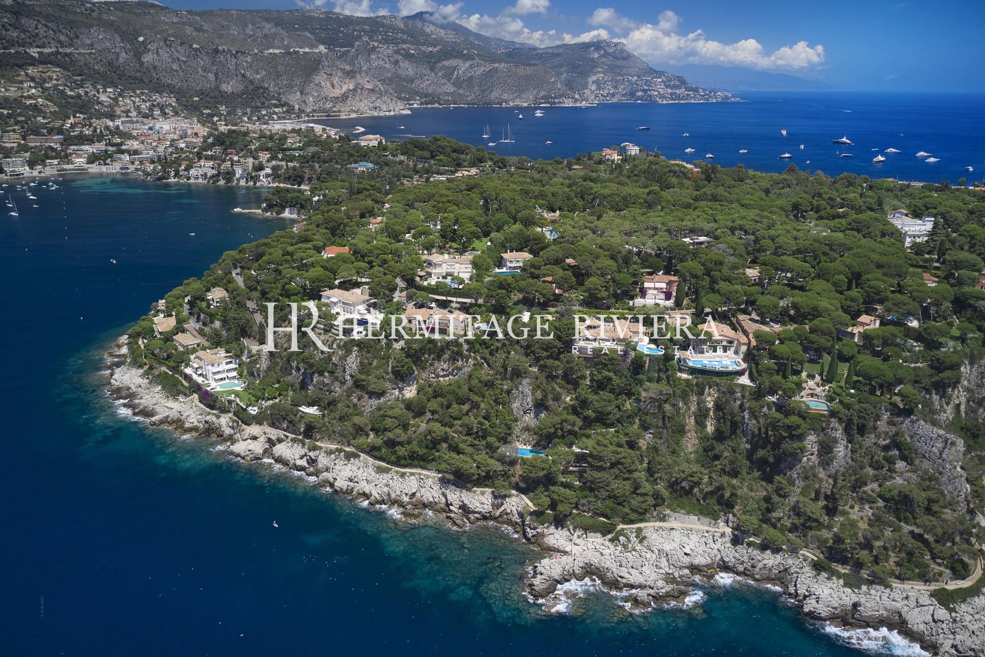Villa fronte mare - Vista panoramica sul mare - Piscina (immagine 19)