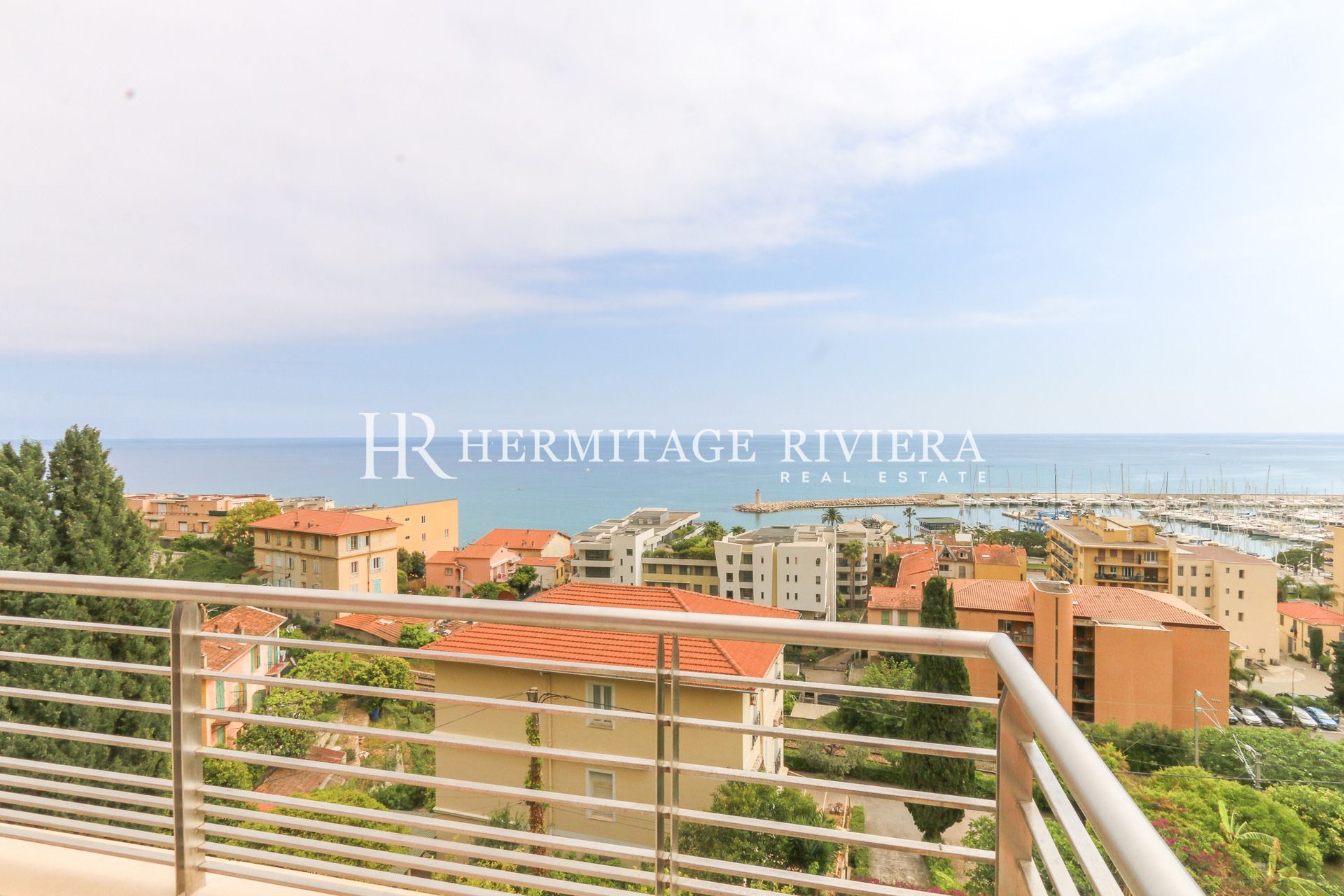 Penthouse i Menton Garavan Penthouse i nyere bolig - Tæt på strandpromenaden - Havudsigt (billede 31)