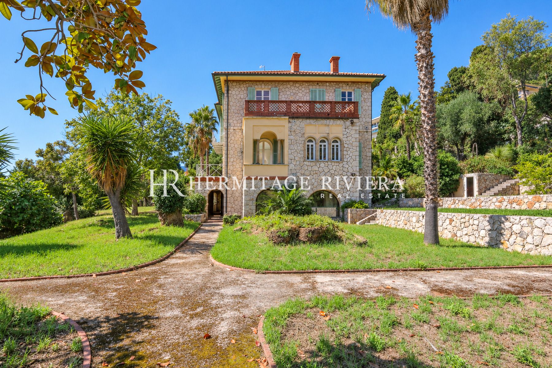 Villa in Menton Garavan Elegant 19th century stone mansion with sea view (image 7)