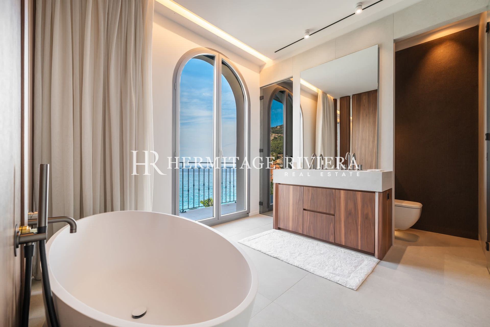 Recently renovated contemporary villa near Monaco (image 11)