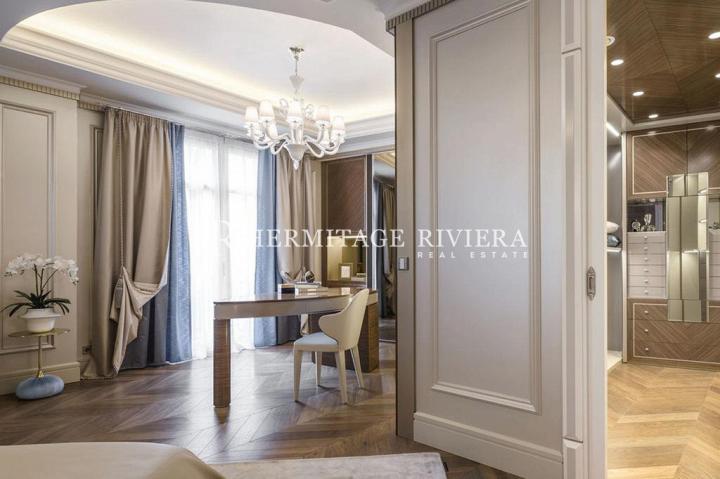 Sumptuous apartment, luxurious on the seafront  (image 11)