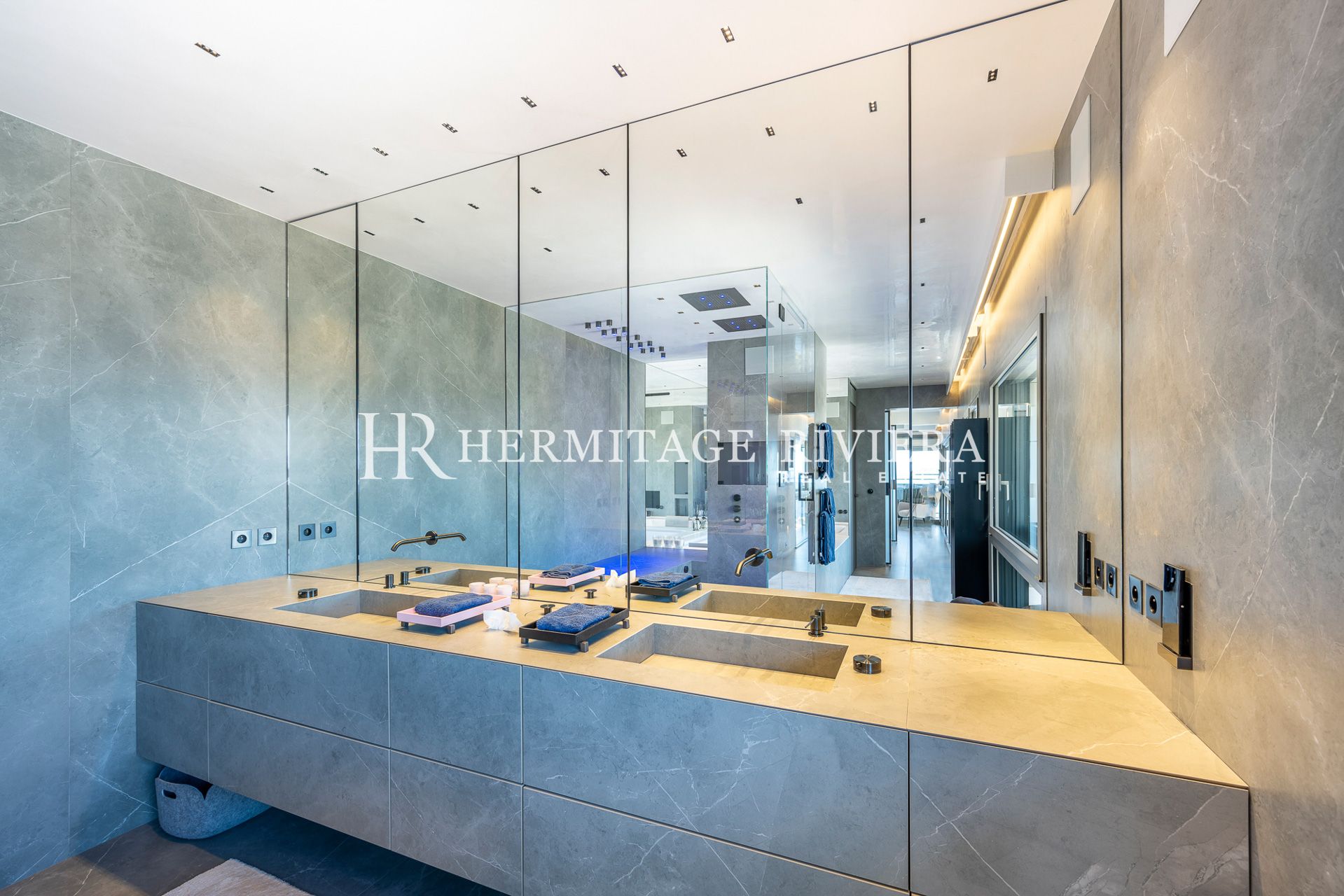 Apartment in Jardin Exotique Monaco  5 bedrooms- Terrace - Views of Monaco - Calme (image 23)