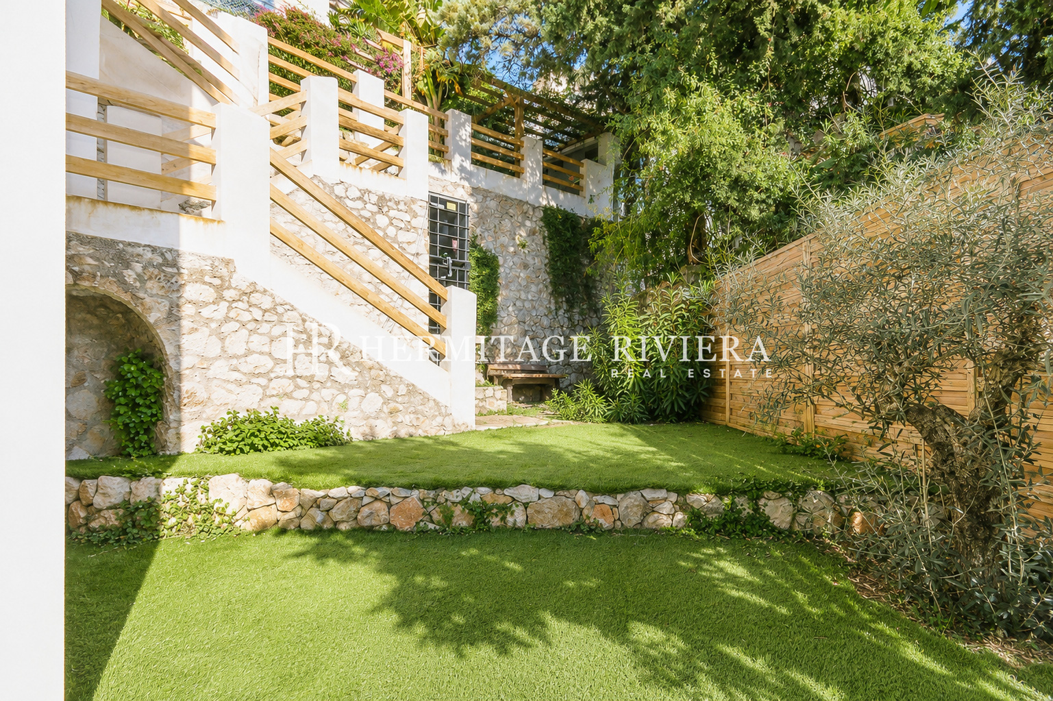 Villa à Villefranche-sur-Mer Villa renovée - Vue mer - Pres des plages (image 17)