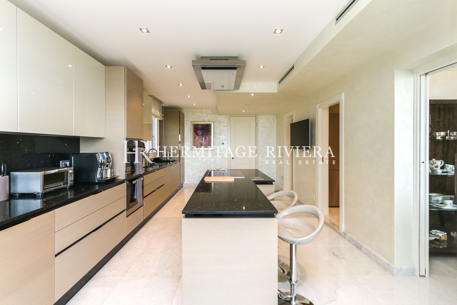 Property of two modern villas - Sea views - Pool (image 15)