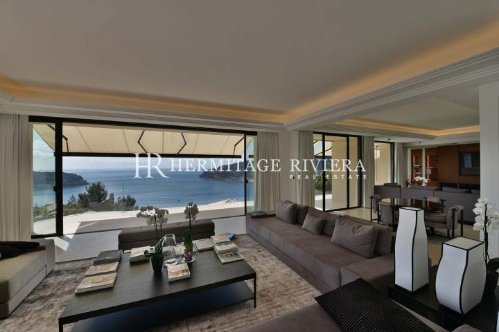 Splendid villa with view of the bay of Villefranche  (image 3)