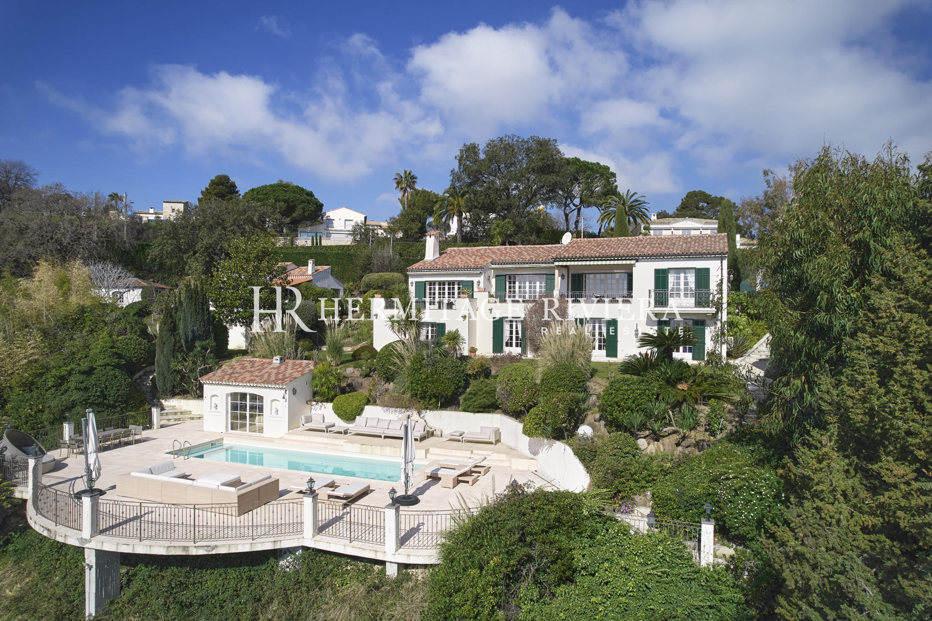 Splendid villa calm with sea view (image 25)
