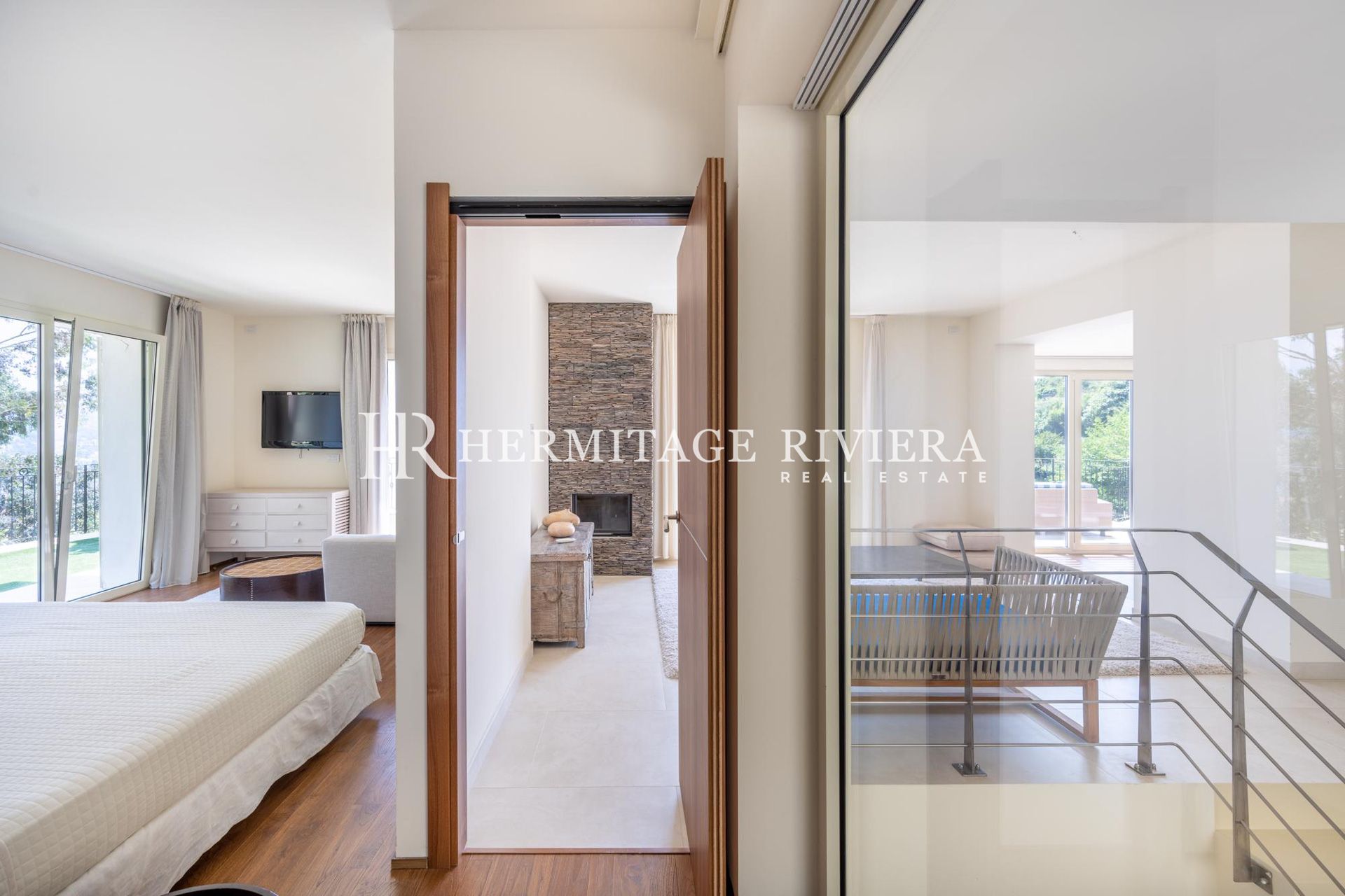 Modern villa - Panoramautsikt över havet - Pool (bild 12)