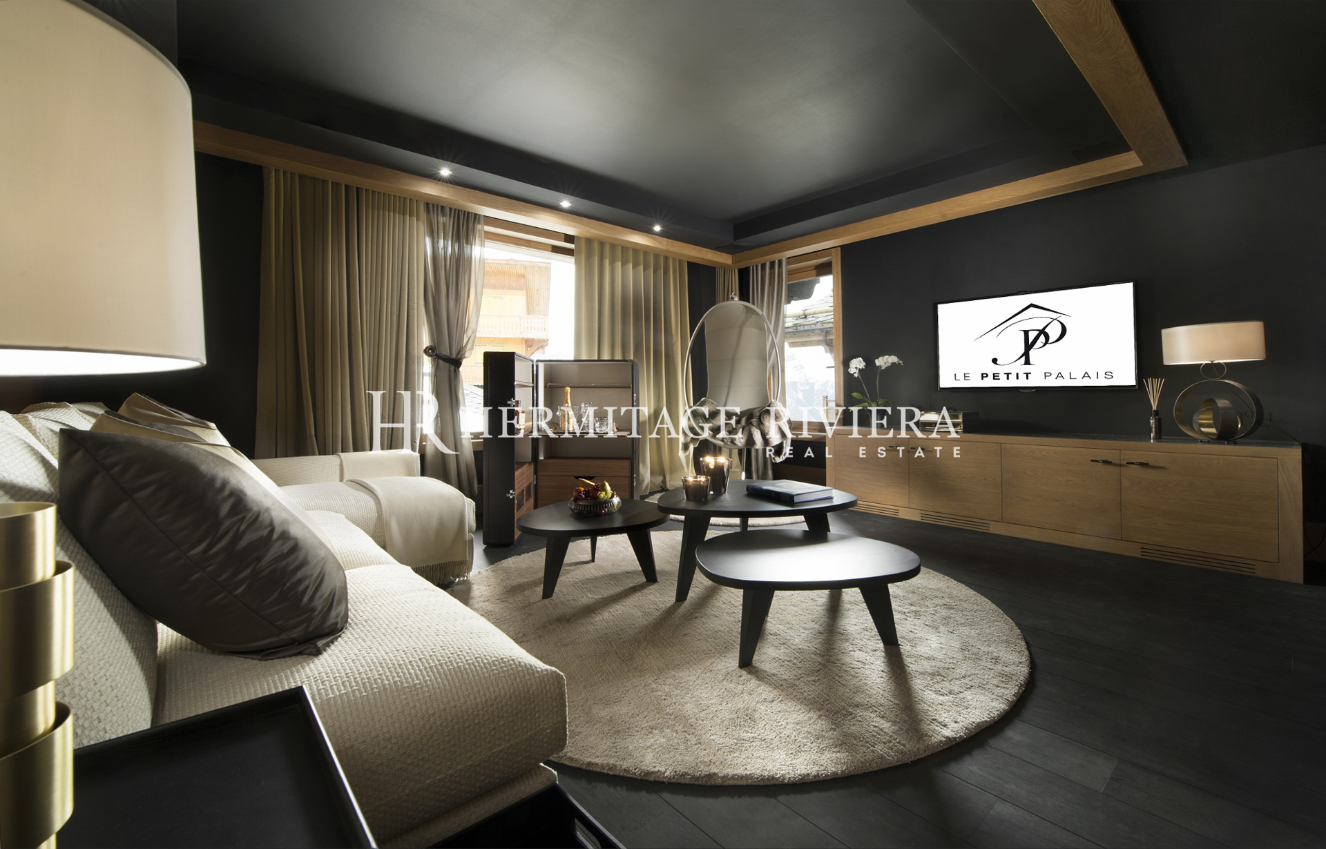 Exceptional chalet on the slopes of Bellecote Piste  (image 30)