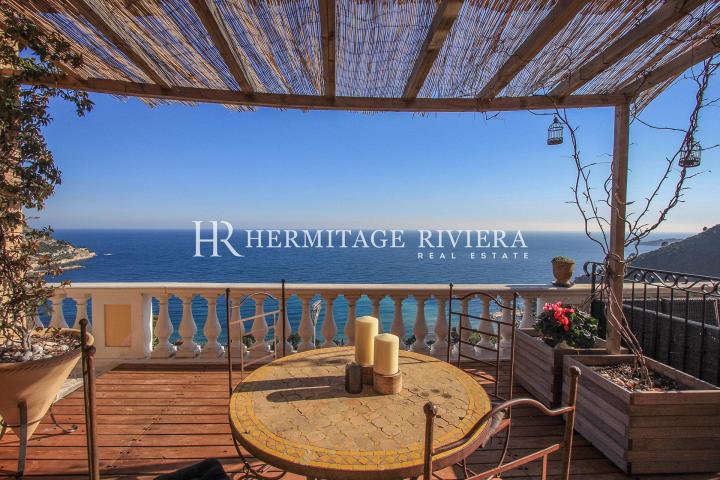 Beautiful property with plunging views of the bay of Eze (image 5)