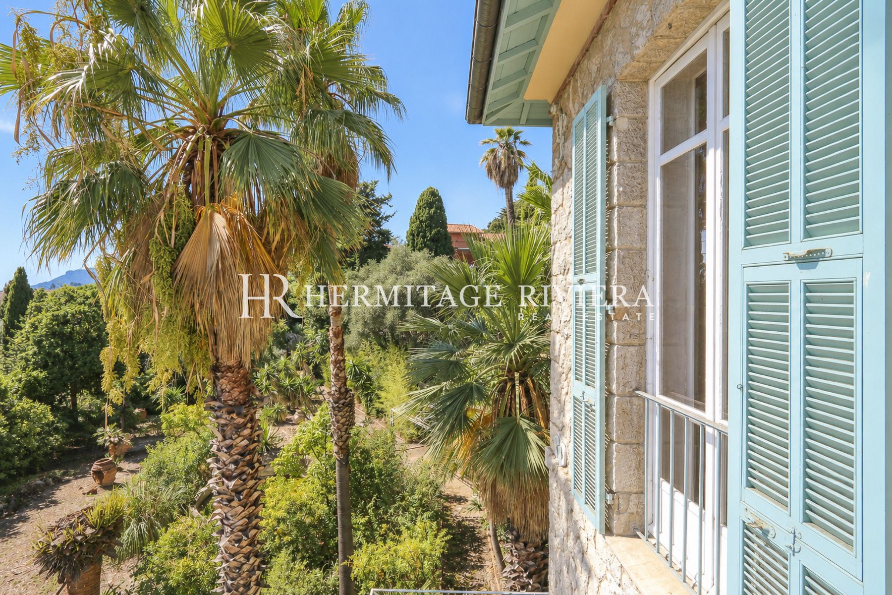 Villa in Menton Garavan Elegant 19th century stone mansion with sea view (image 24)