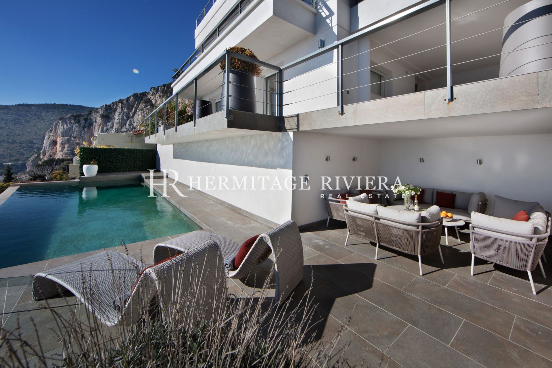 Contemporary villa - Sea Views - Close to Mala Beach (image 3)