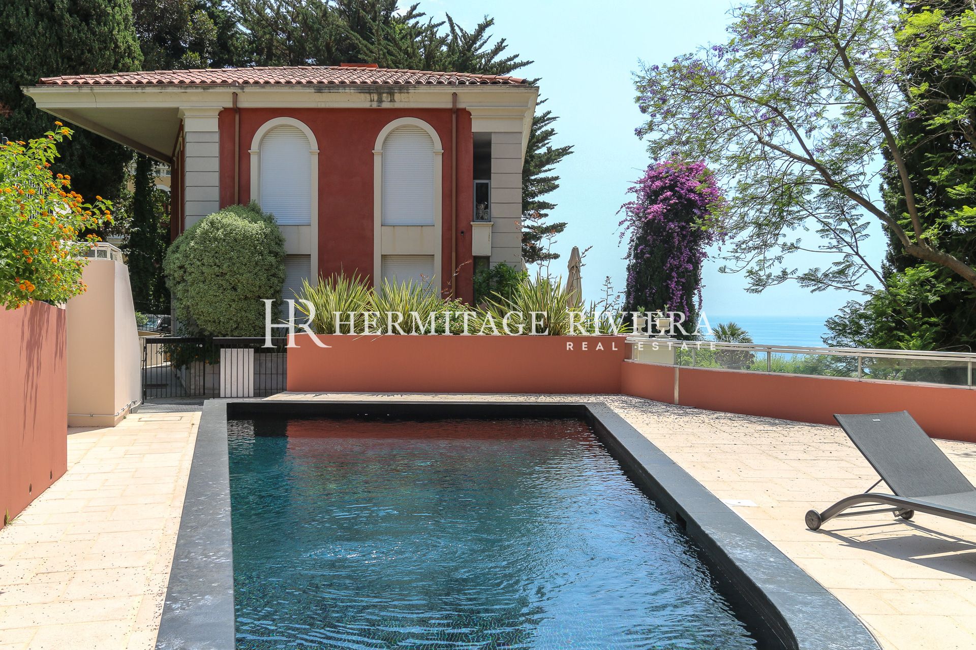 Appartamento con 3 camere da letto e giardino privato (immagine 28)