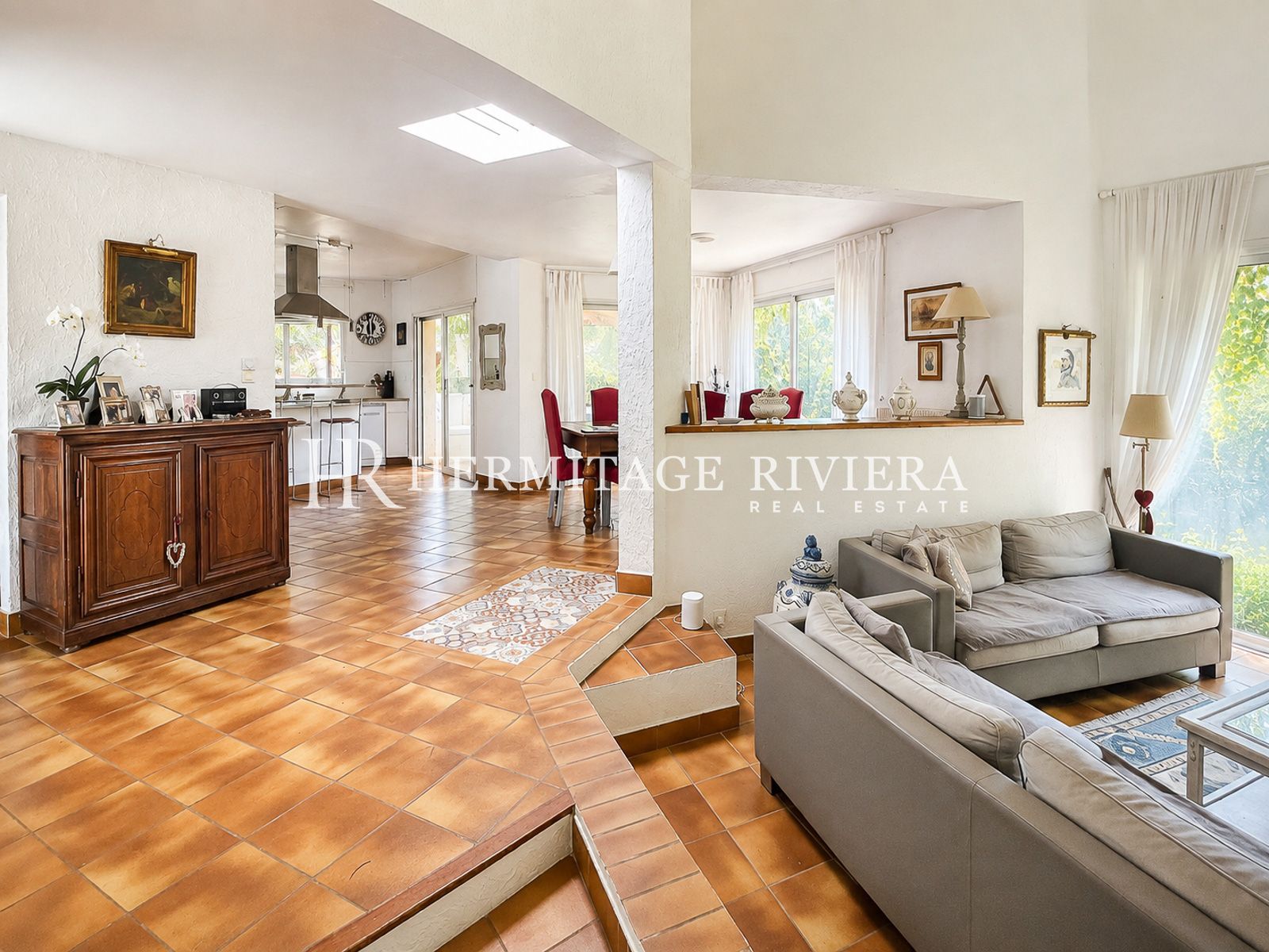Villa i Vence Romslig hjem på rolig, flat og stor tomt (bilde 5)