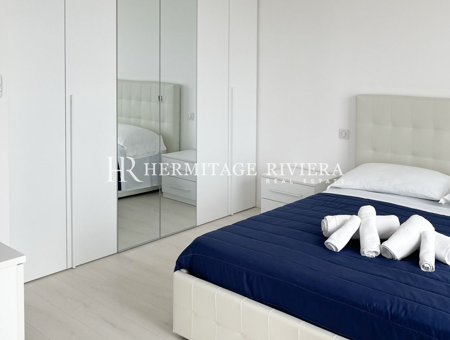 Penthouse i Menton Garavan Penthouse i nyere bolig (billede 6)