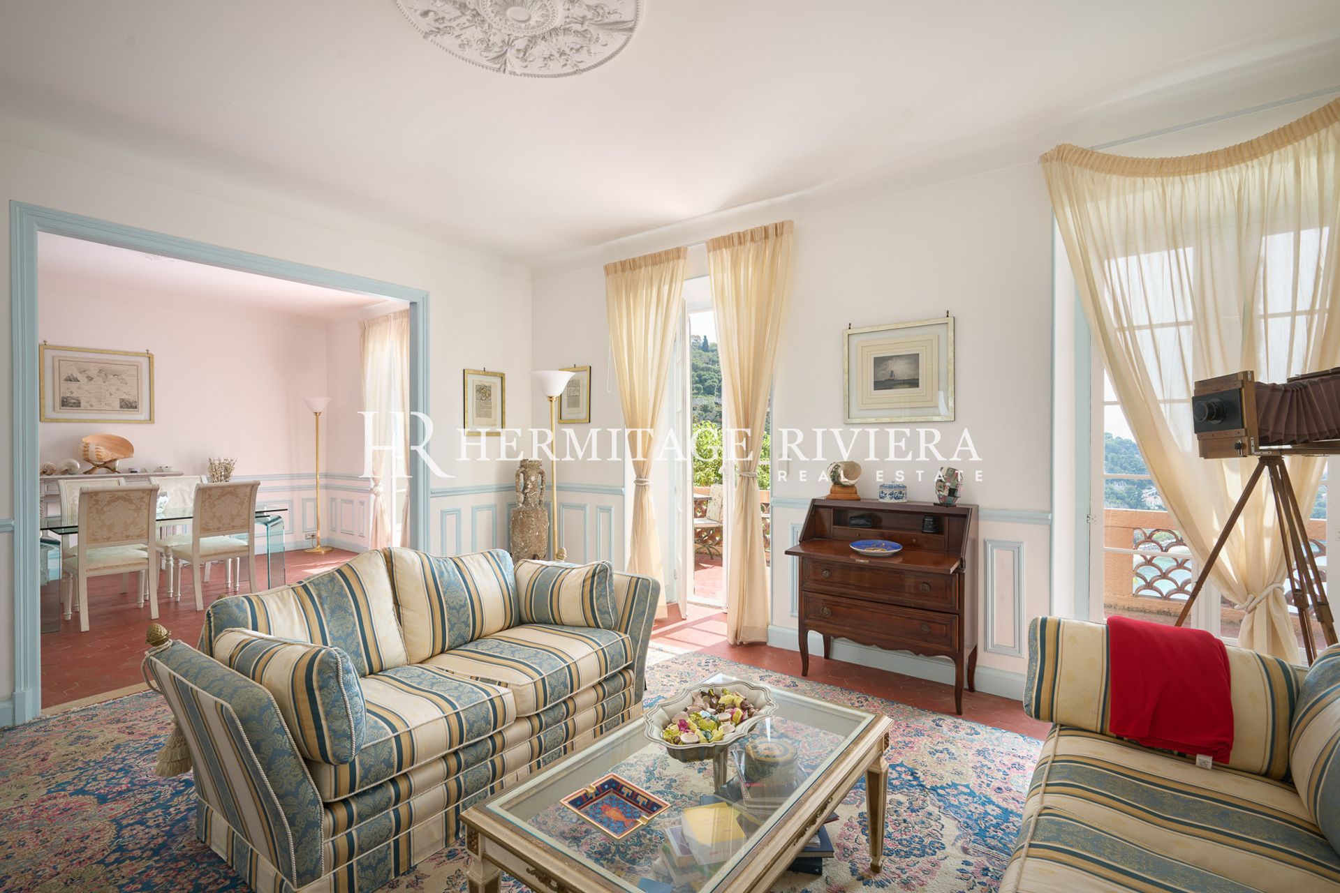 3 bedroom apartment - Historic residence - Overlooking the bay - Terrace (image 8)
