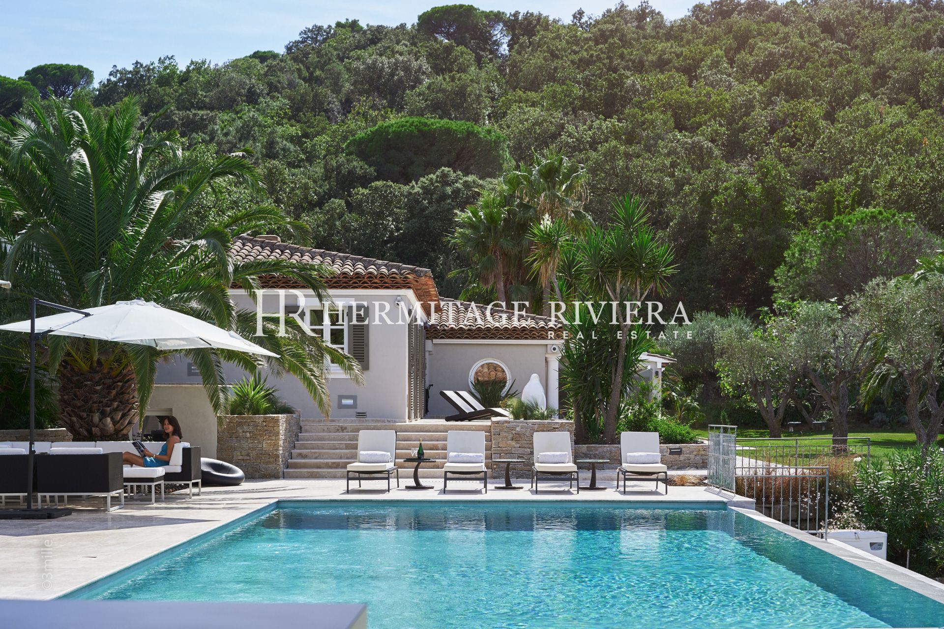 Amplia villa - Excepcionales vistas al mar - Piscina (imagen 4)