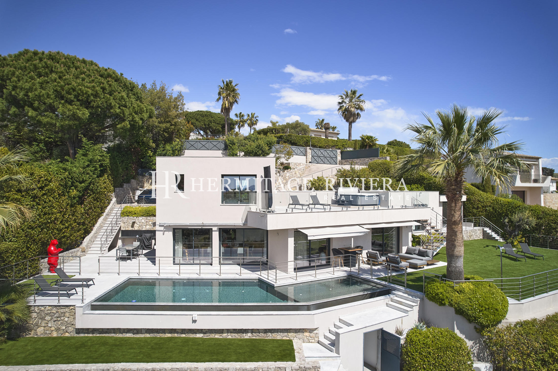 Modern villa with panoramic views (image 1)