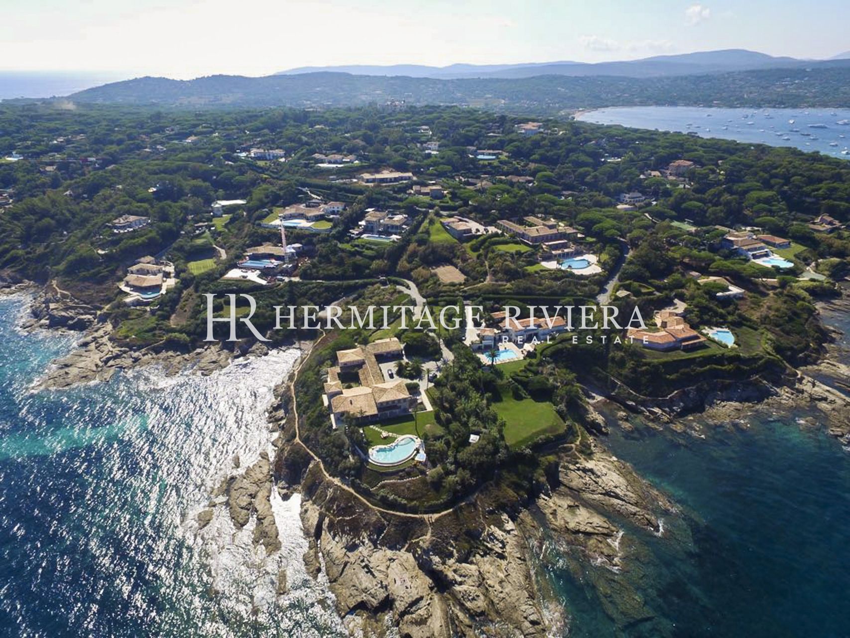 Fronte mare - Accesso diretto al mare - Piscina - Tenuta chiusa (immagine 4)
