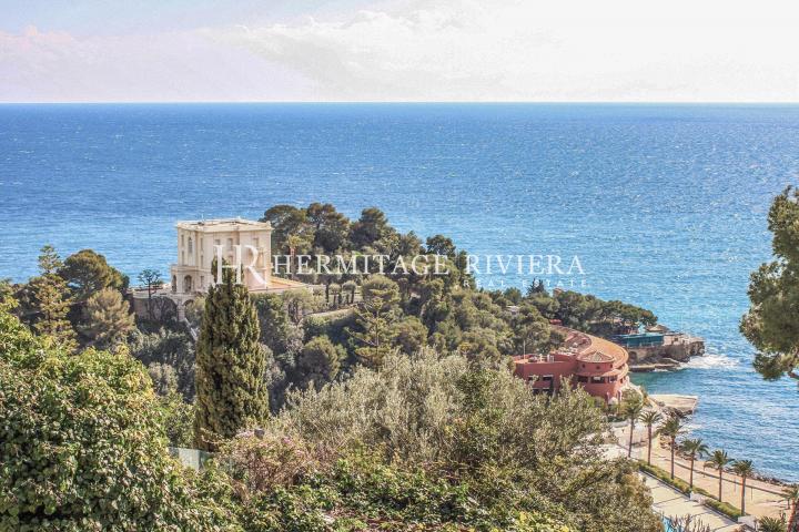 Contemporary villa overlooking Monte Carlo Beach (image 19)