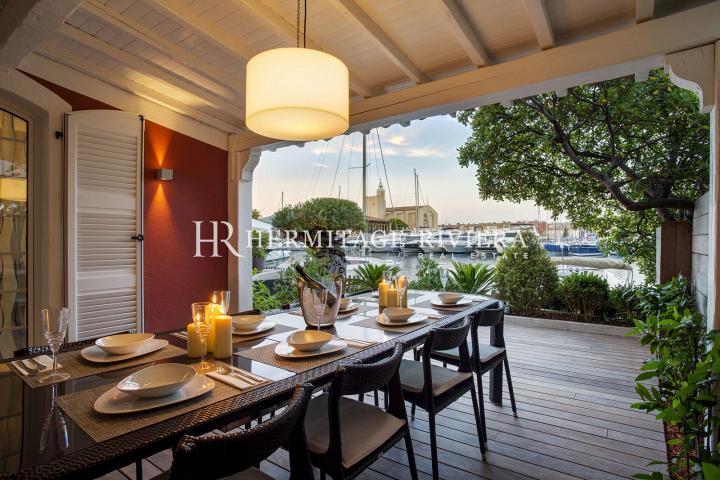 Exceptional property with view of port (image 2)