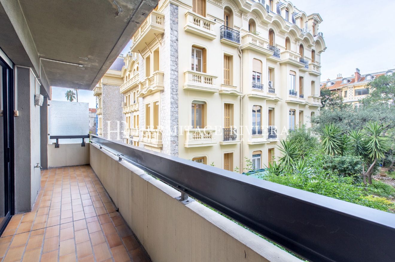 3 bedroom - Terrace - Concierge - Garage (image 1)