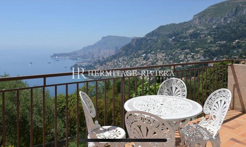 Villa in secure estate - Infinity pool - View Monaco (image 3)