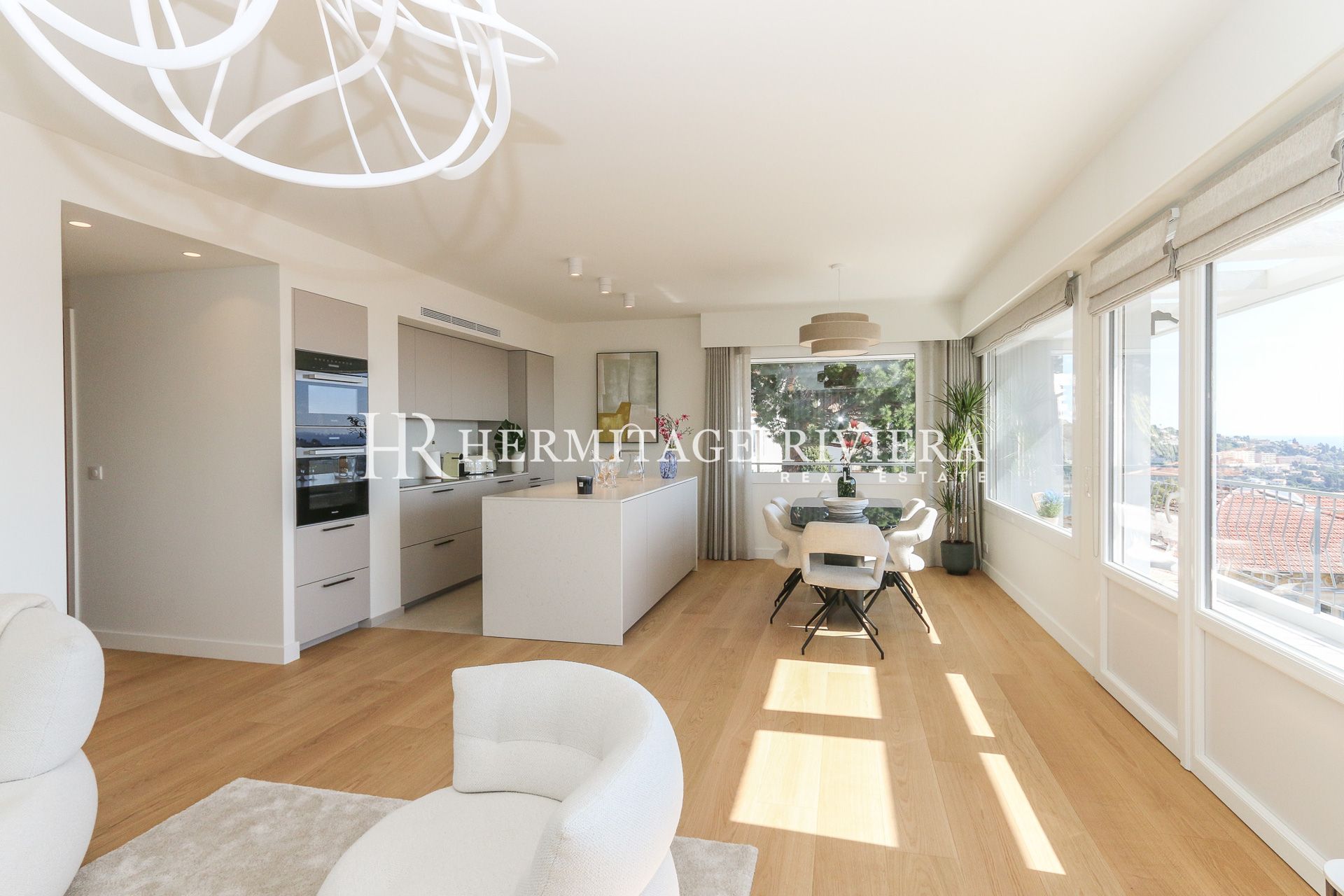 Renovated - Top floor apartment - Sea view -Terrace (image 6)