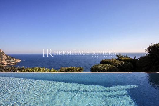 Beautiful property with plunging views of the bay of Eze