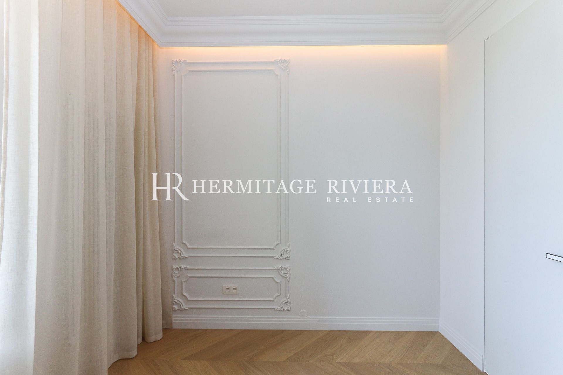 Exceptional apartment in the heart of Cap d'Ail  (image 13)