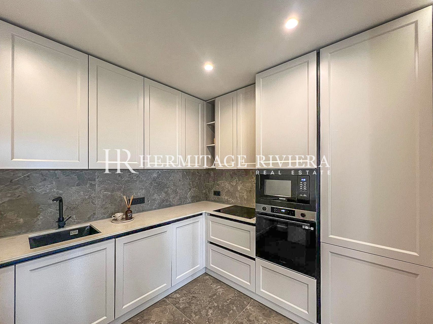  2-bedroom apartment - Renovated - Terrace - Panoramic Sea views (image 5)