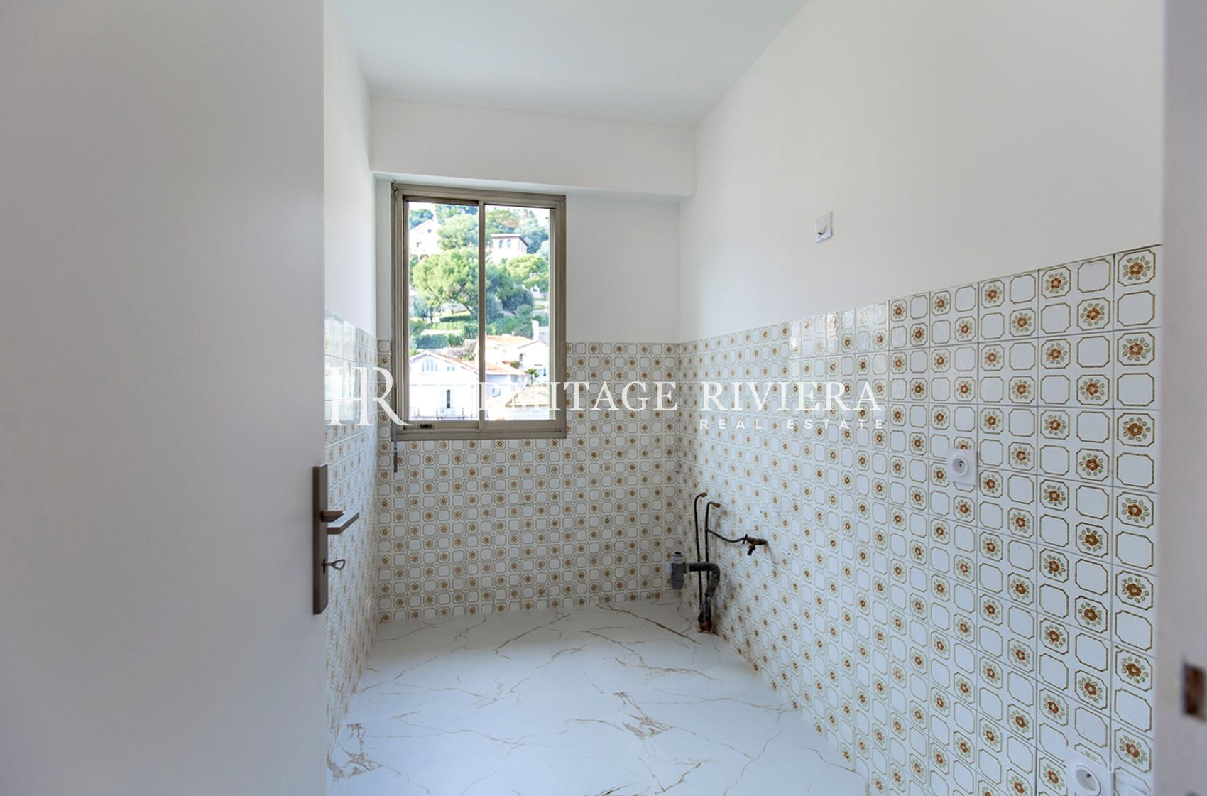 Penthouse i Beaulieu-sur-Mer 1-roms leilighet Renovert Terrasse Havutsikt (bilde 6)