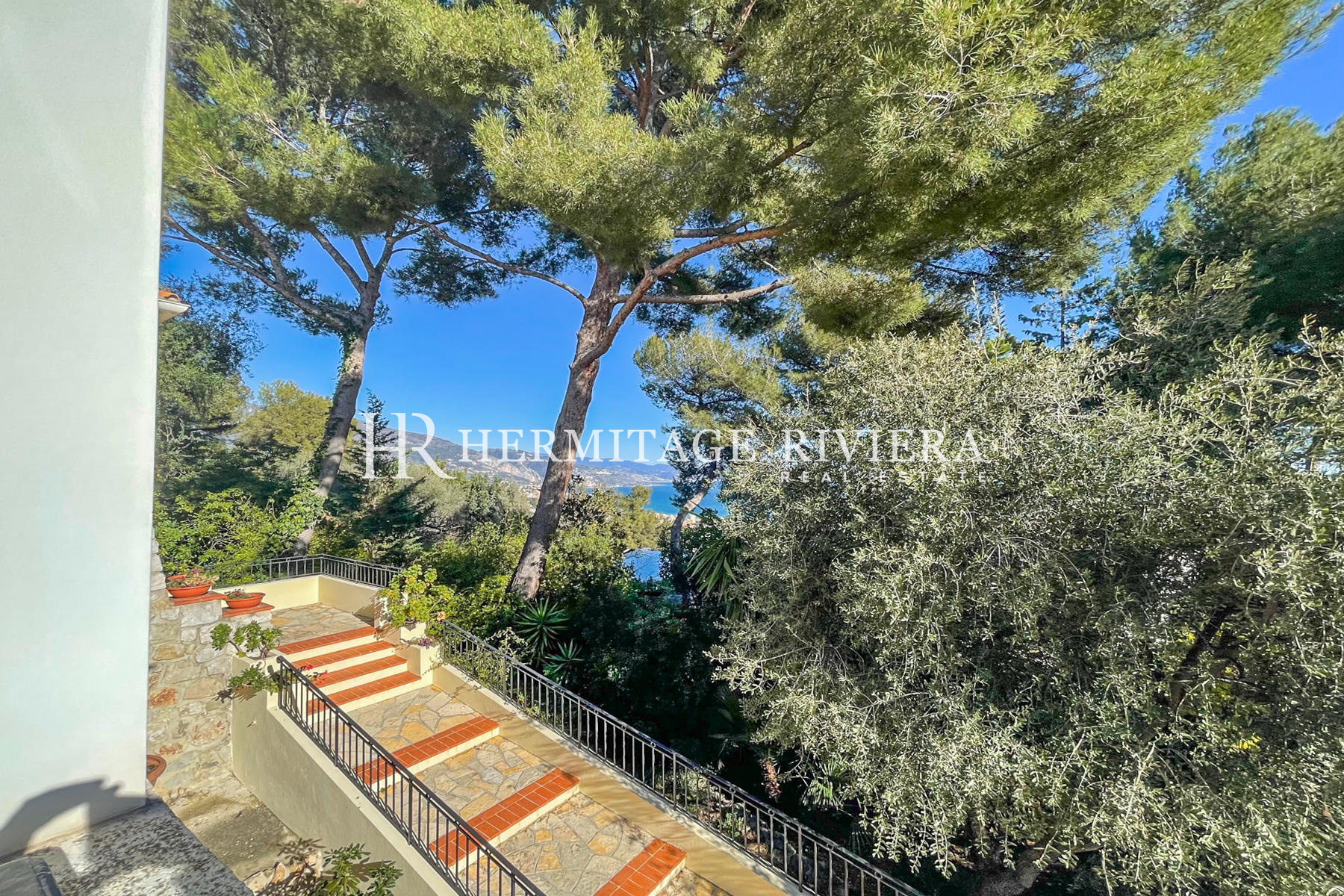 Property with views Monaco in sought after location (image 5)