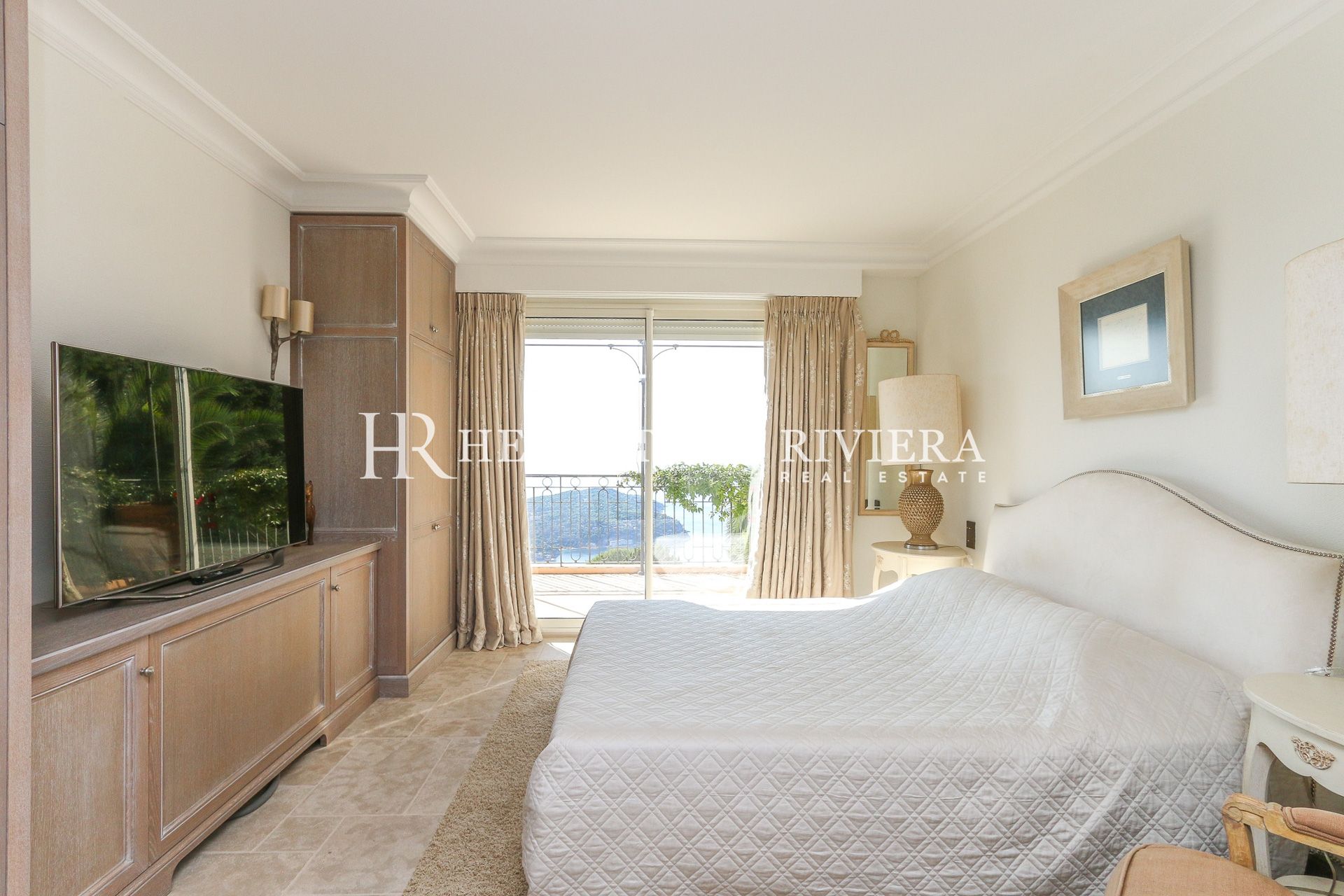 Sea views - Pool - Gated estate (image 14)