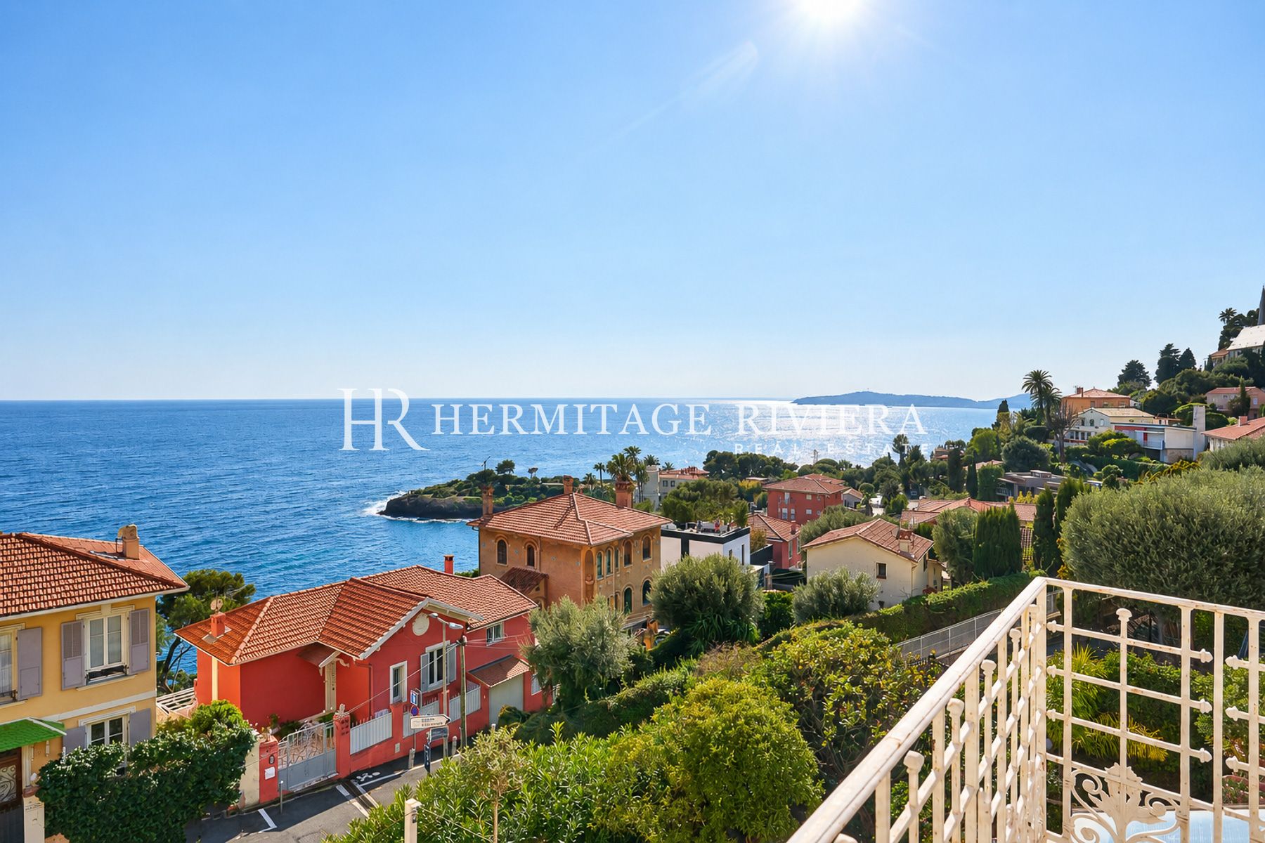 Villa i Cap-d'Ail Tæt på strandpromenaden og Monaco - Rolig beliggenhed med havudsigt (billede 3)