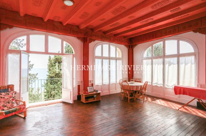 Period property with panoramic view (image 9)