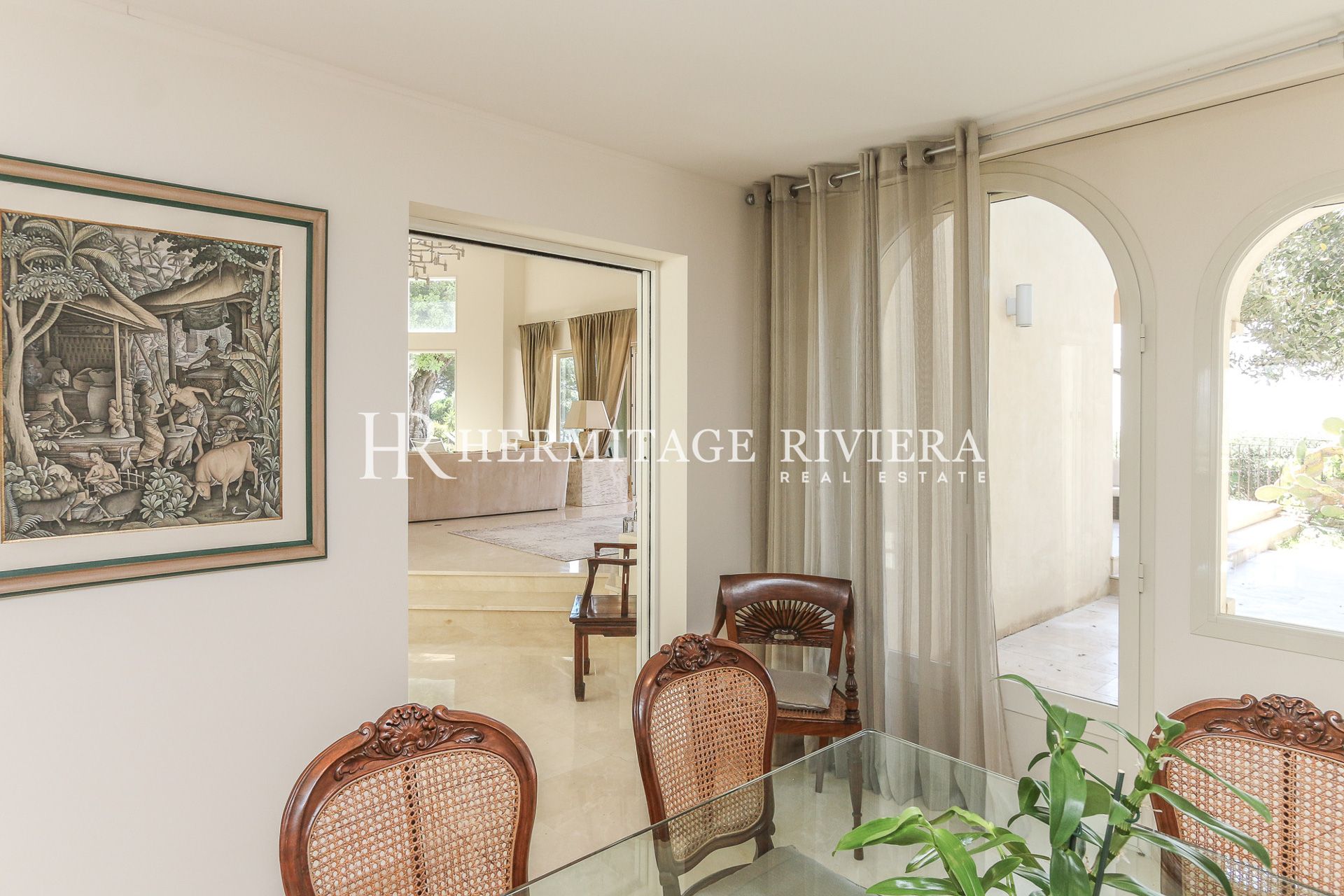Property overlooking Monaco - Sea views - Pool - Flat garden  (image 10)